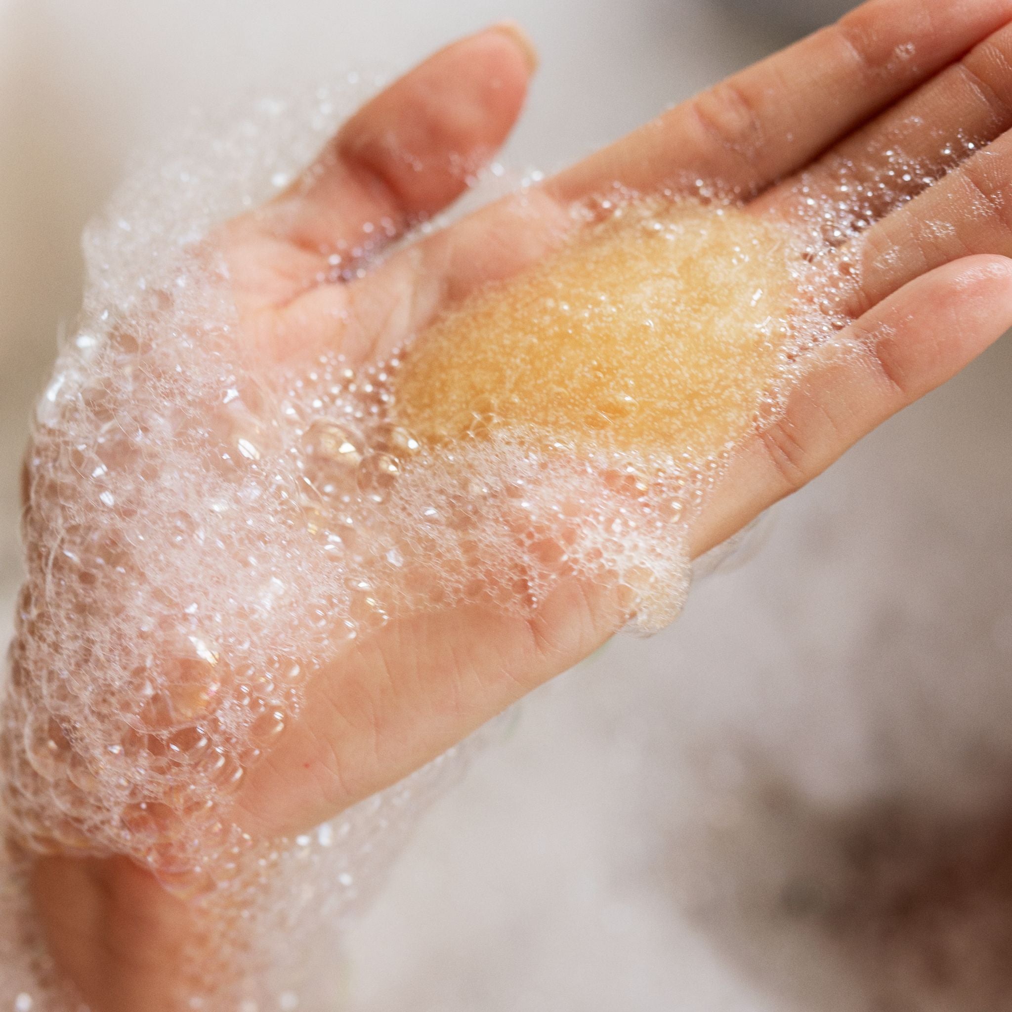 Nuts about you | Wash & Scrub