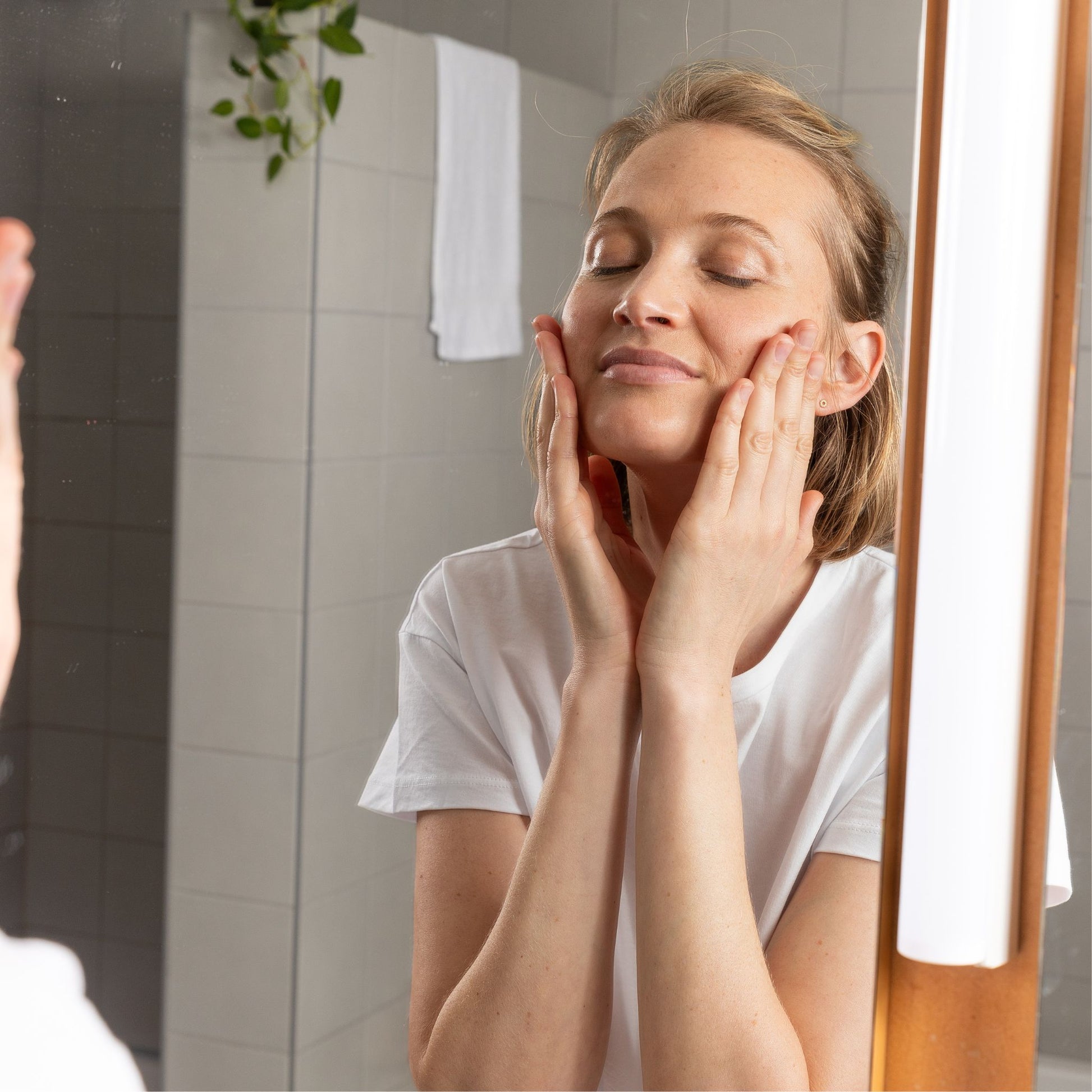 Oil cleanser