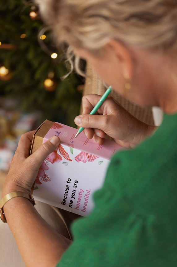 Persoonlijke boodschap schrijven op CÎME cadeau giftbox